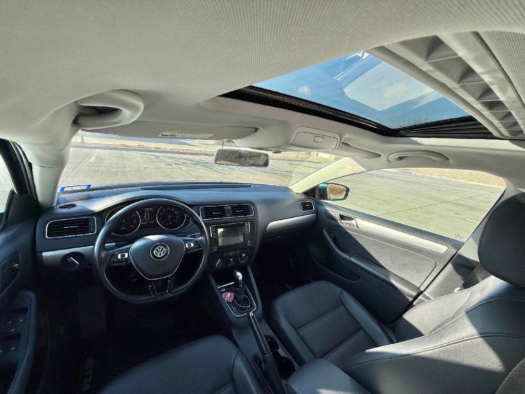 2017 Volkswagen Jetta Image 10