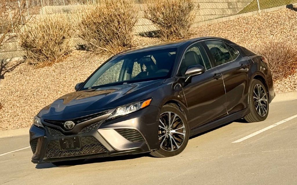 2018 Toyota Camry Image 23