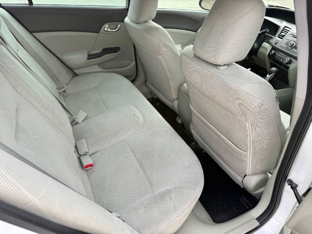 2012 Honda Civic Image 13