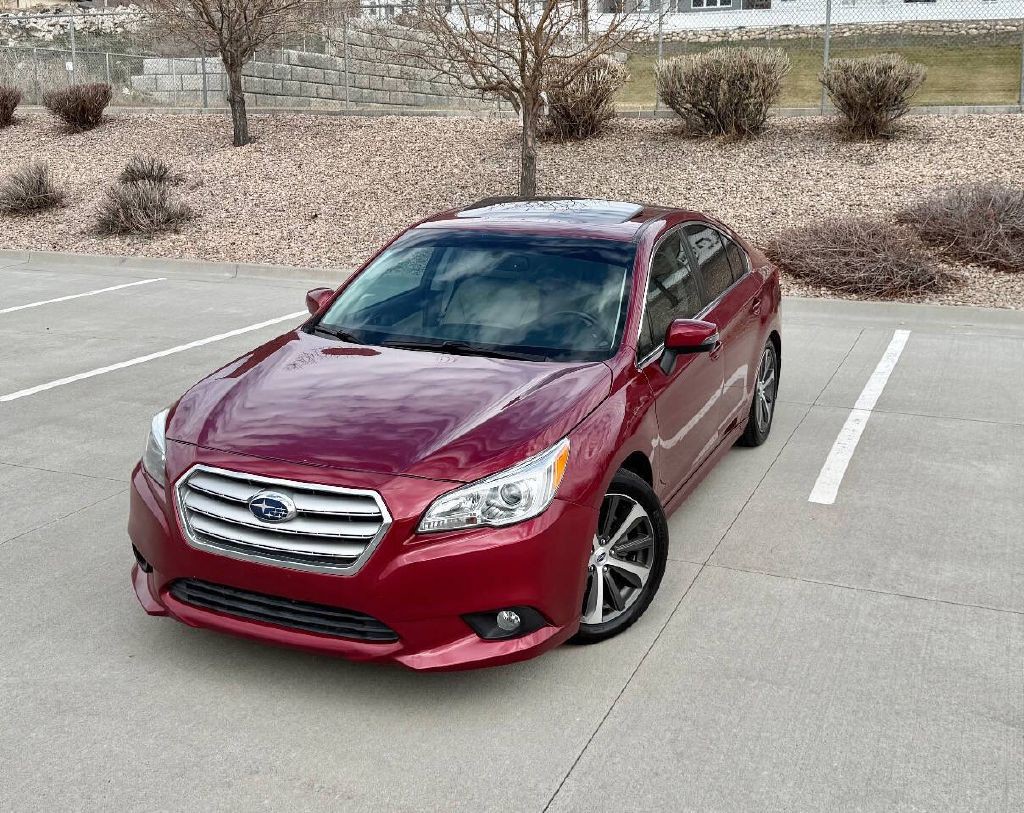 2015 Subaru Legacy Image 1