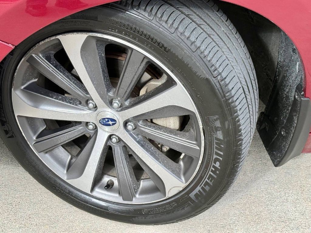 2015 Subaru Legacy Image 11