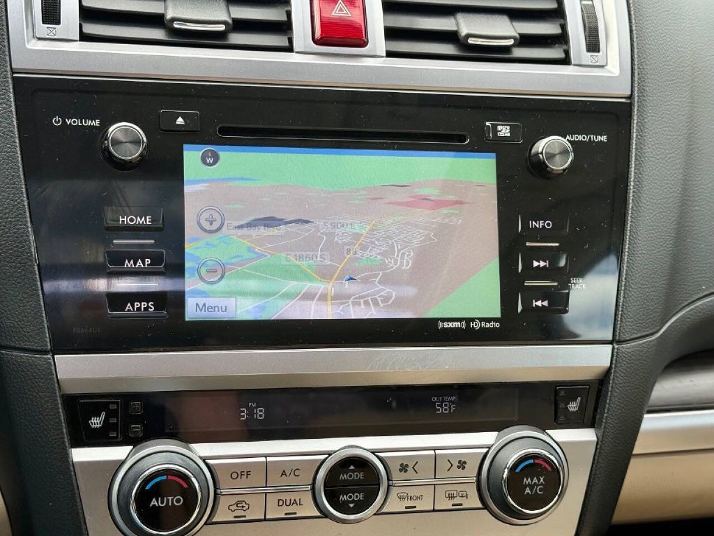 2015 Subaru Legacy Image 25