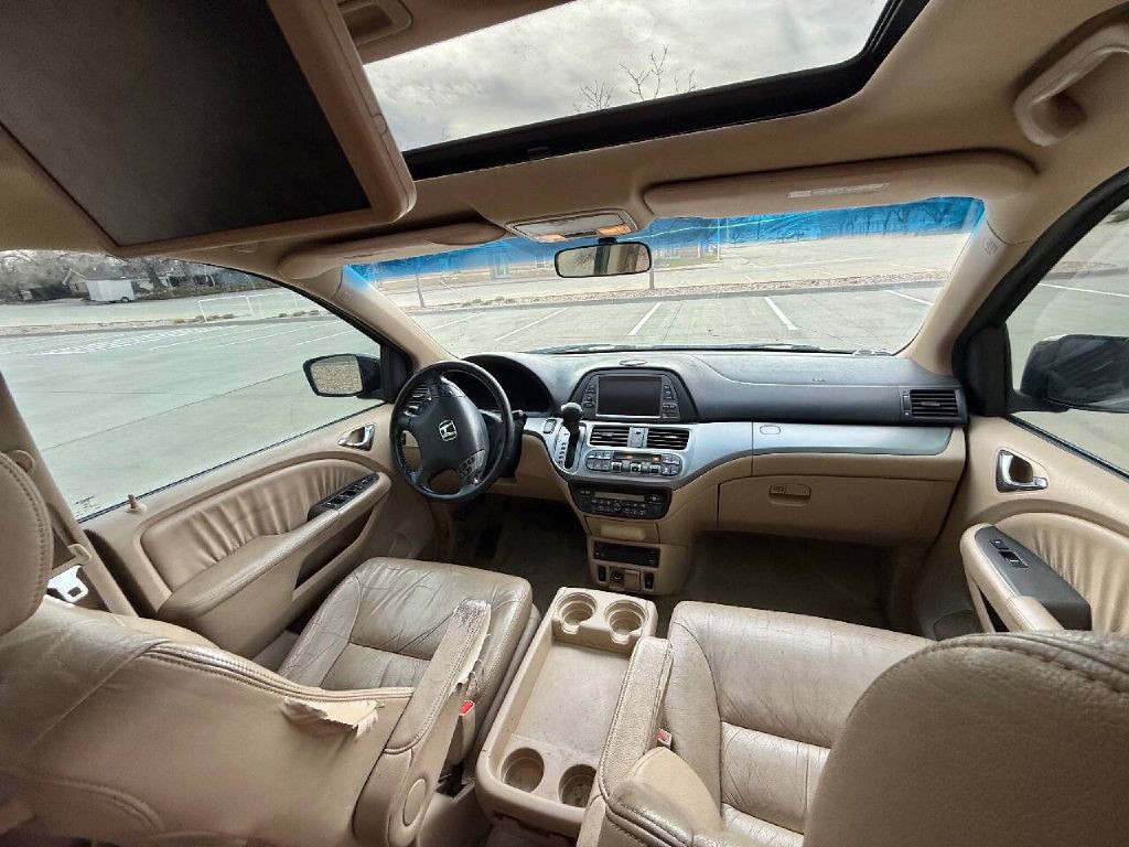 2007 Honda Odyssey Image 14