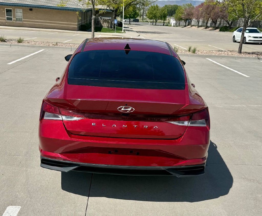 2023 Hyundai Elantra Image 4