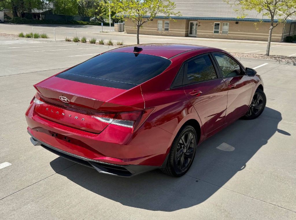 2023 Hyundai Elantra Image 5