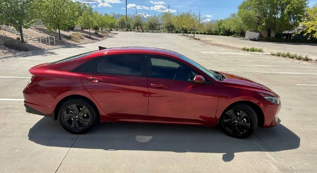 2023 Hyundai Elantra Image 6
