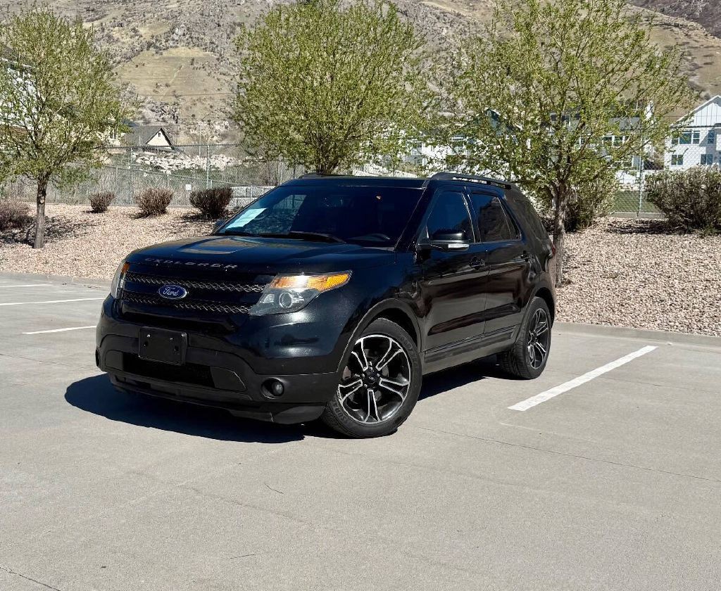 2015 Ford Explorer Image 1