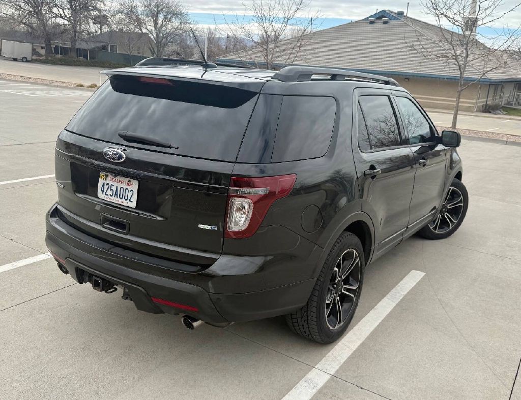 2015 Ford Explorer Image 5