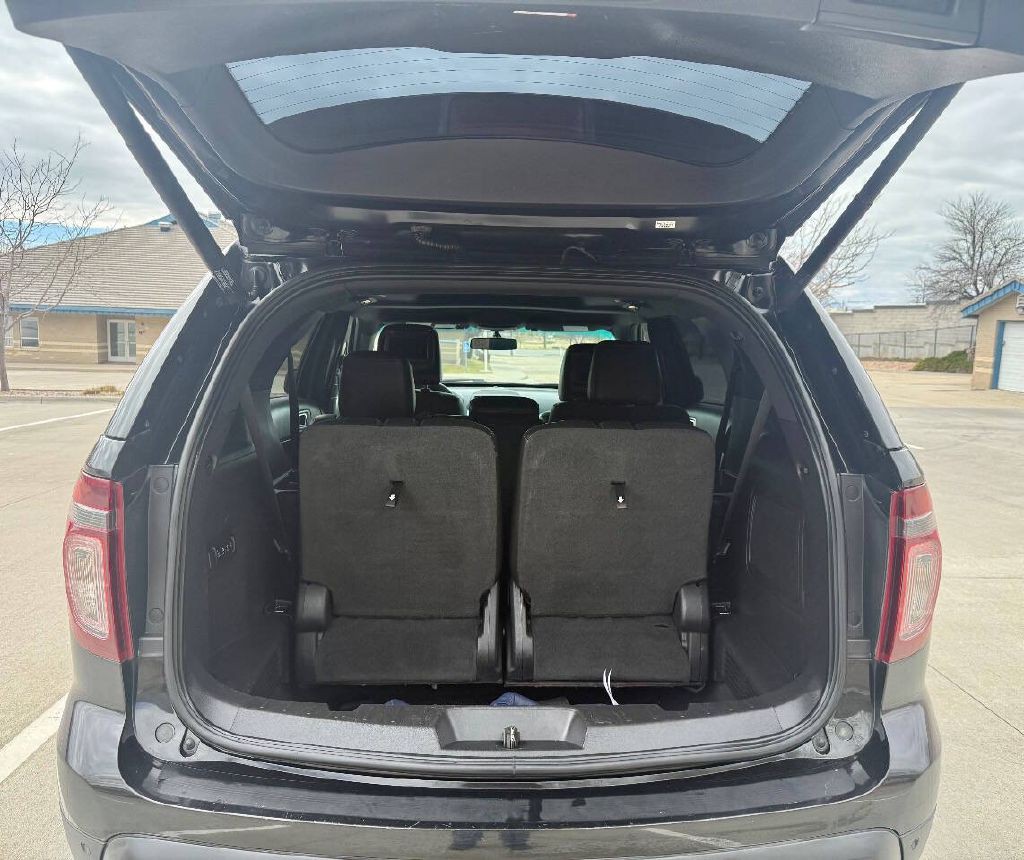 2015 Ford Explorer Image 13