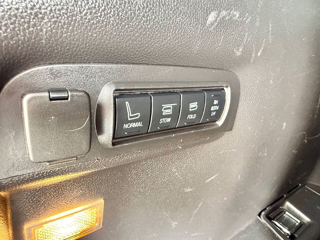 2015 Ford Explorer Image 15