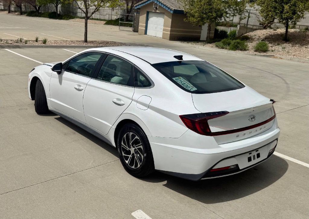 2023 Hyundai Sonata Image 3