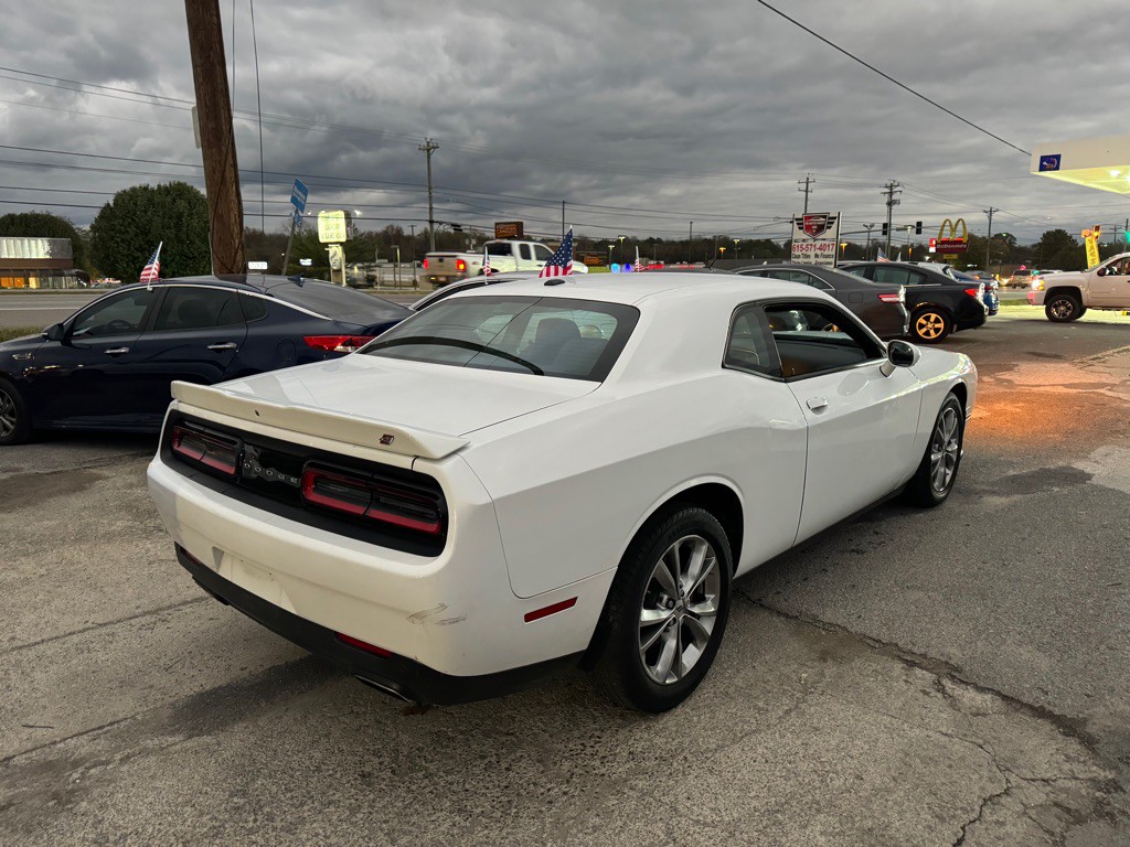 2020 Dodge Challenger Image 5