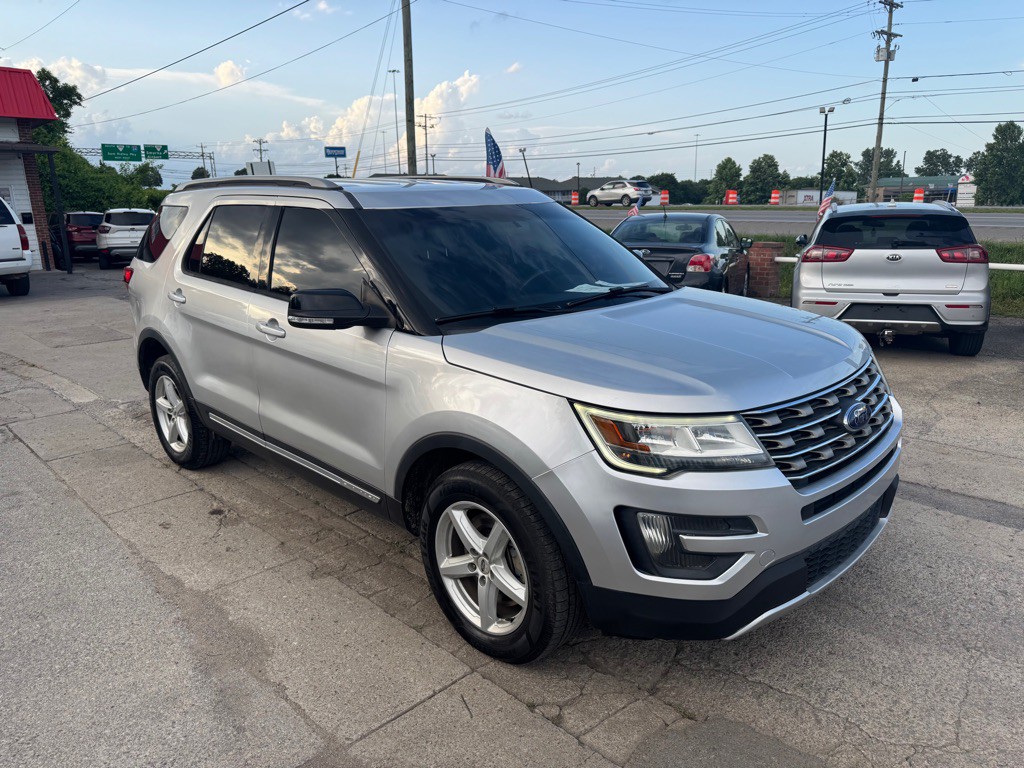 2016 Ford Explorer Image 3