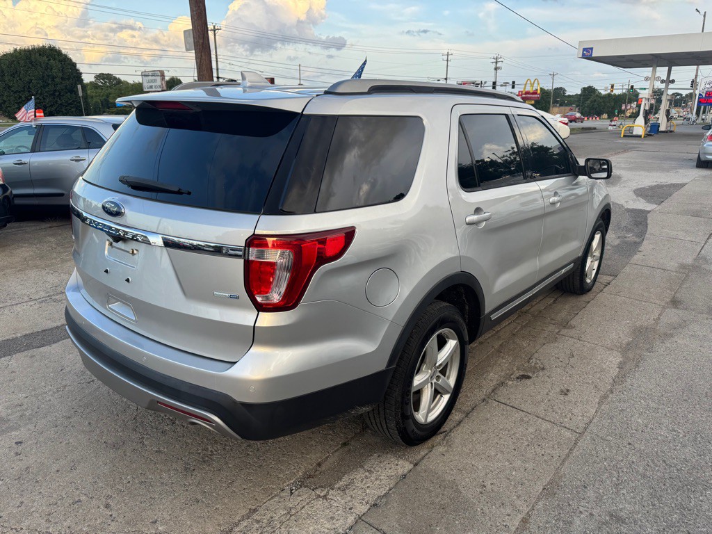 2016 Ford Explorer Image 5