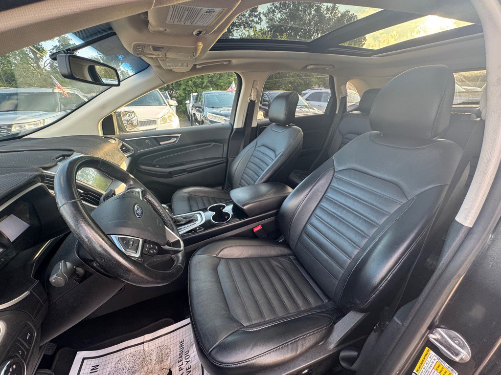 2016 Ford Edge Image 9