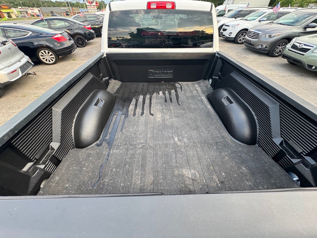 2017 RAM 1500 Image 7