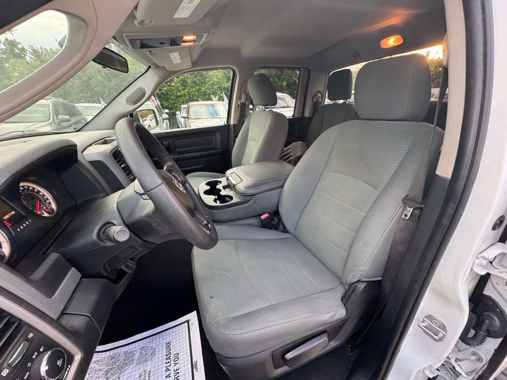2017 RAM 1500 Image 9