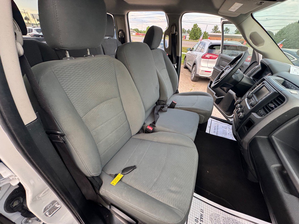 2017 RAM 1500 Image 10
