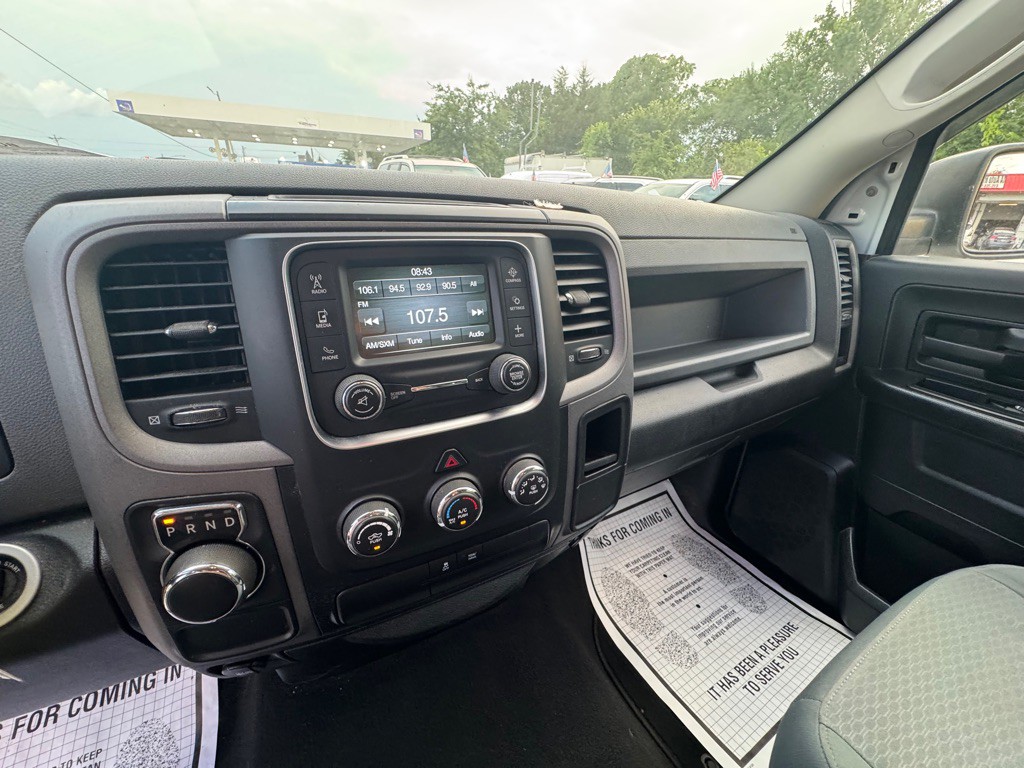 2017 RAM 1500 Image 13