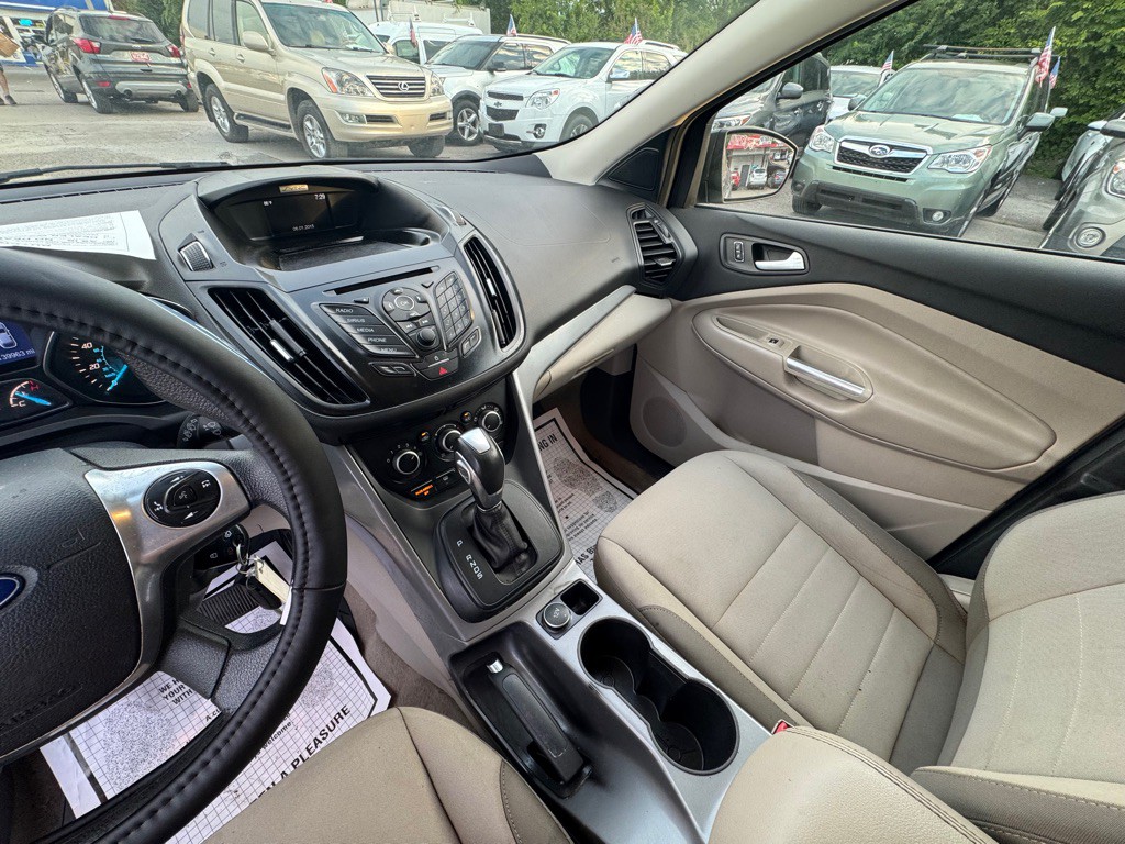 2015 Ford Escape Image 15