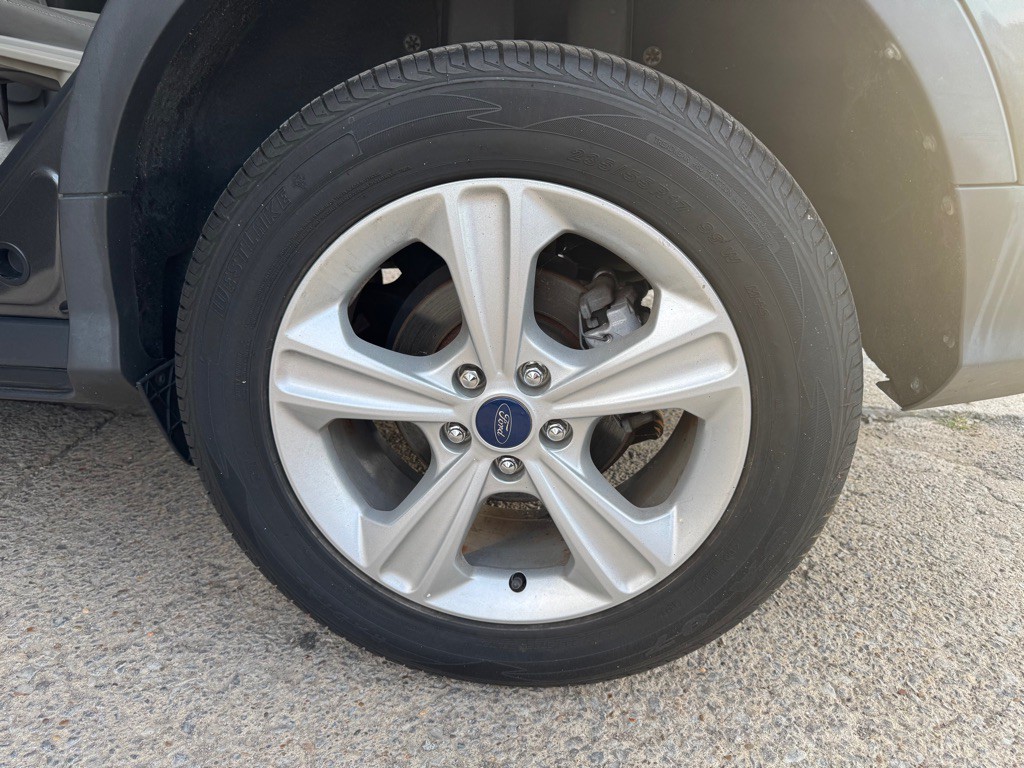 2015 Ford Escape Image 18