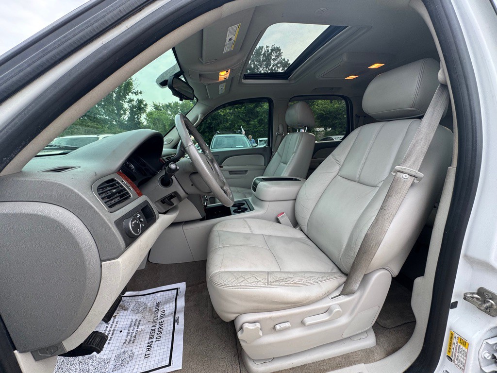 2012 Chevrolet Tahoe Image 9