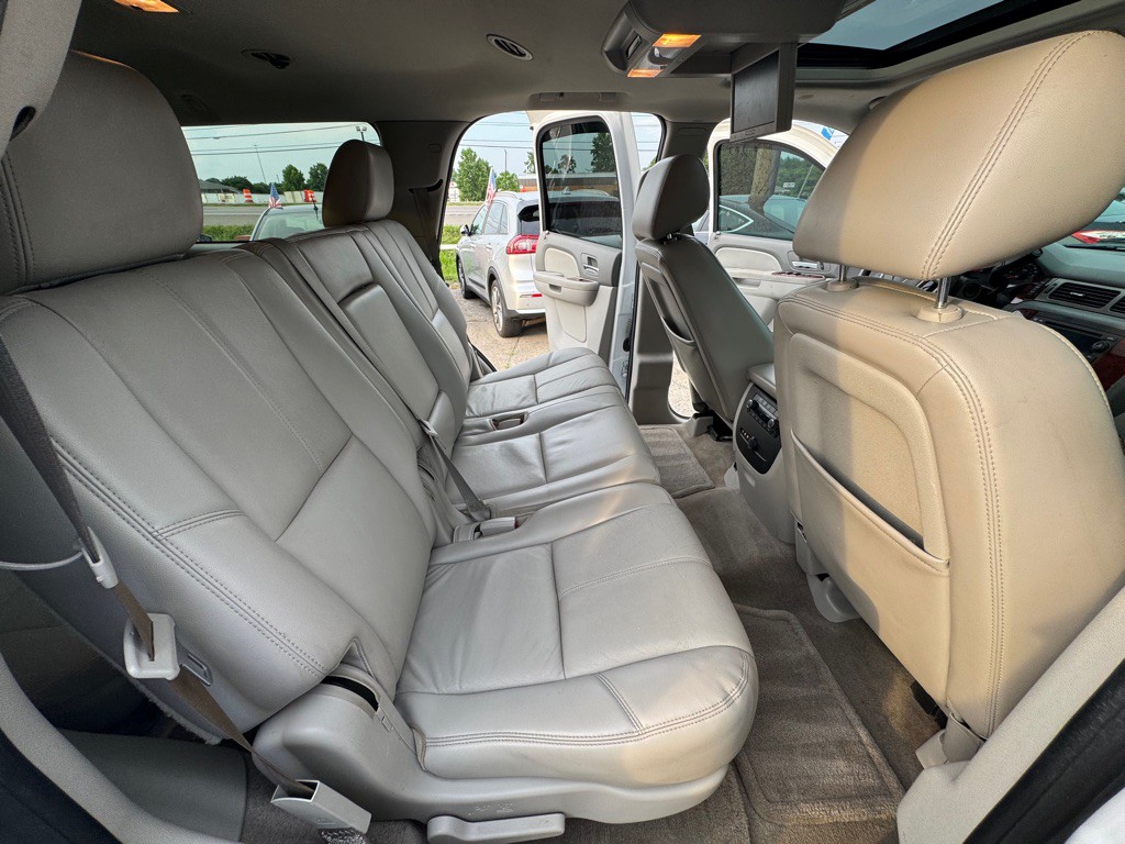 2012 Chevrolet Tahoe Image 12