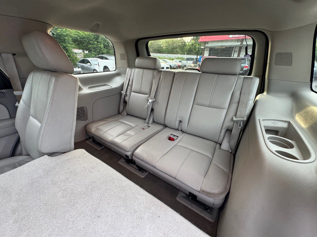2012 Chevrolet Tahoe Image 13