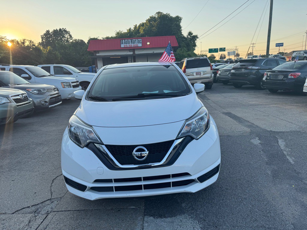 2019 Nissan Versa Image 2