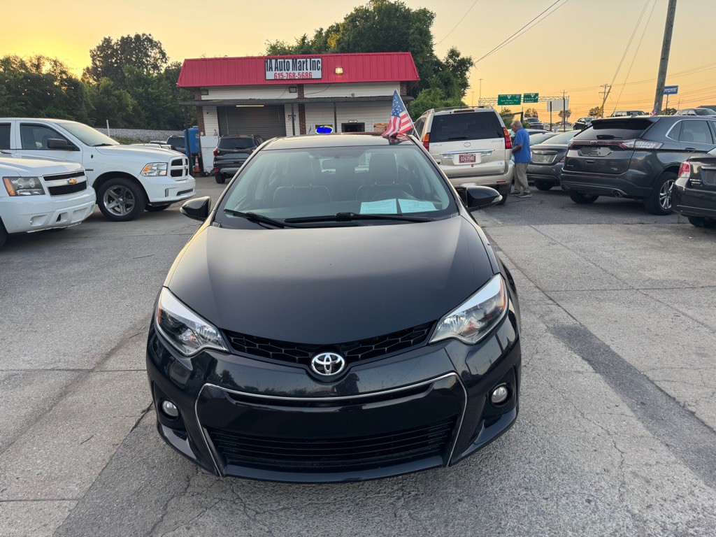 2016 Toyota Corolla Image 2