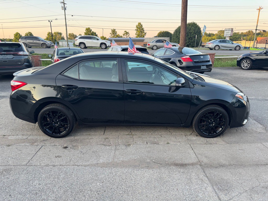 2016 Toyota Corolla Image 4