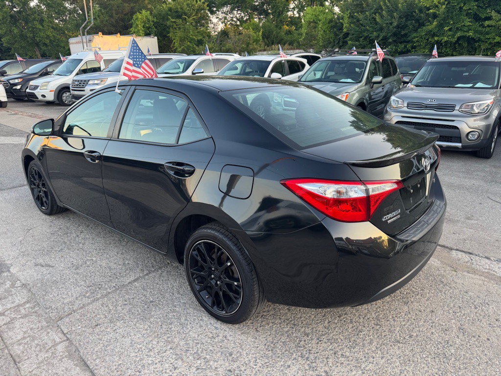 2016 Toyota Corolla Image 7
