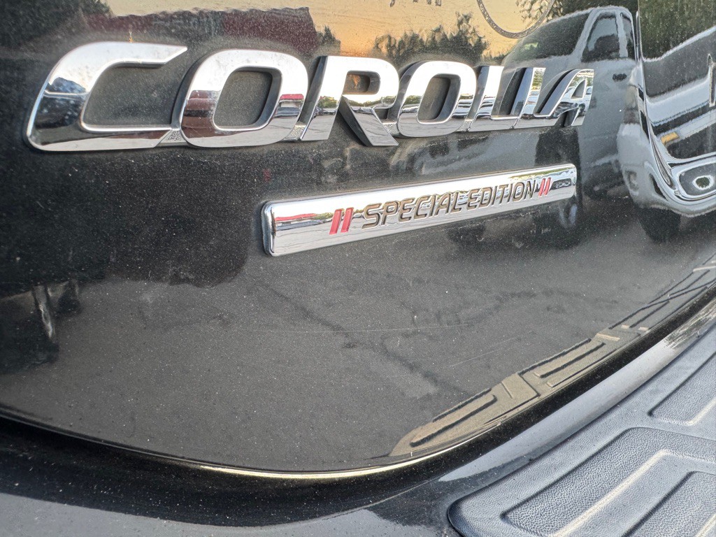 2016 Toyota Corolla Image 16