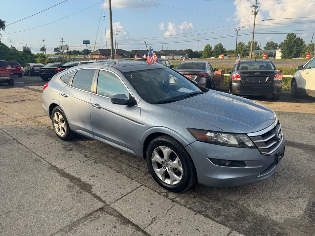 2010 Honda Accord Image 3