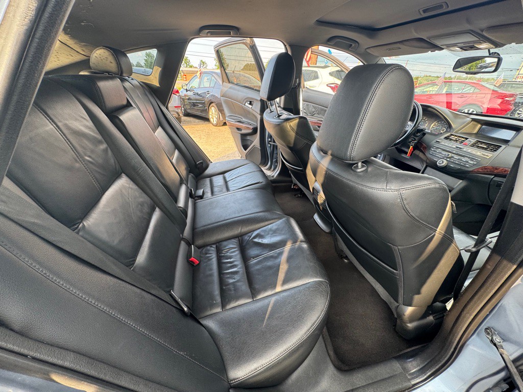 2010 Honda Accord Image 12