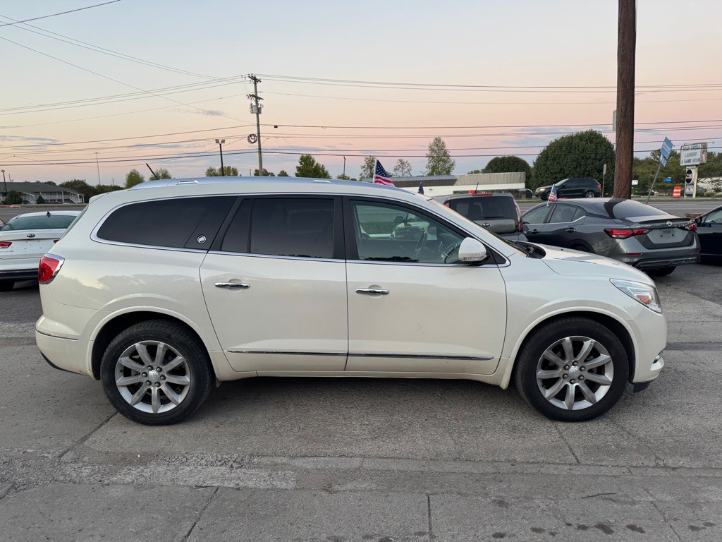 2015 Buick Enclave Image 4