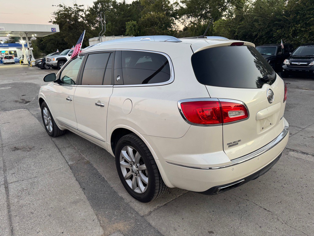 2015 Buick Enclave Image 8
