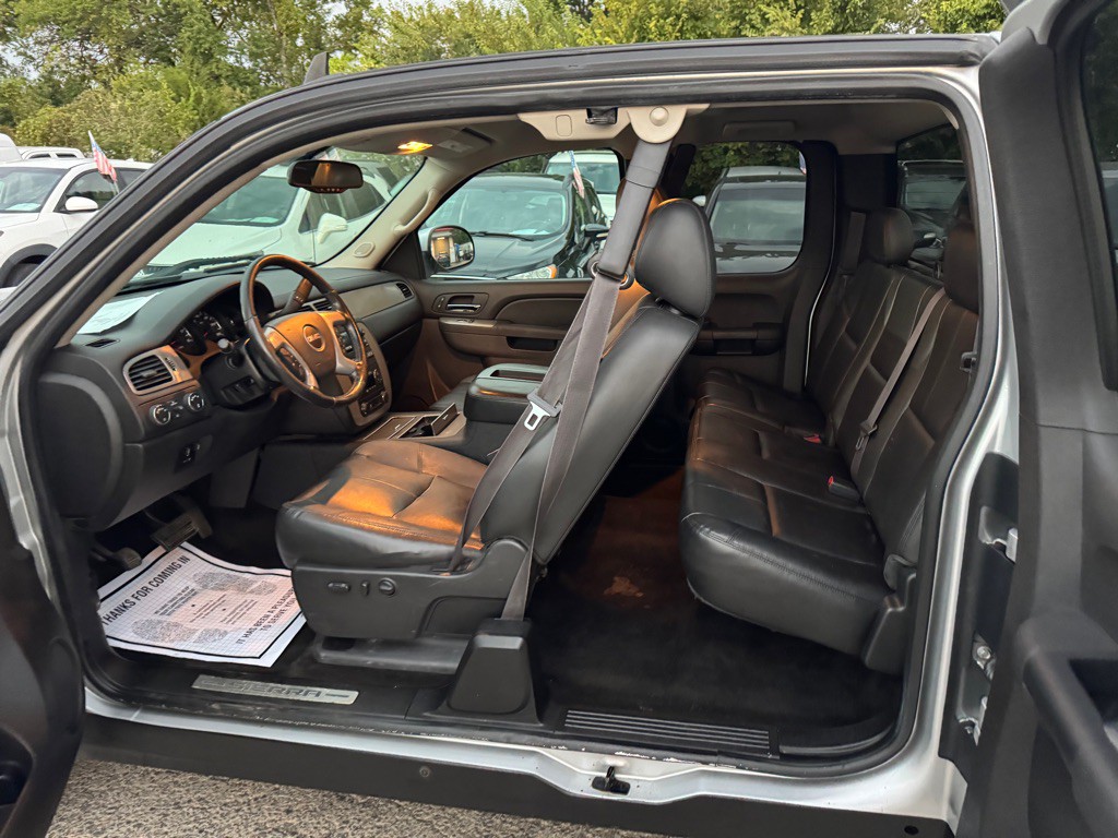 2013 GMC Sierra Image 9