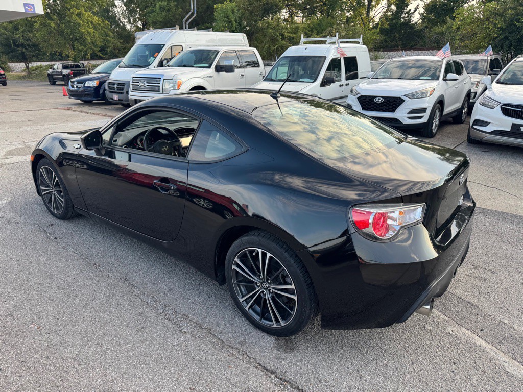 2013 Scion FR-S Image 6