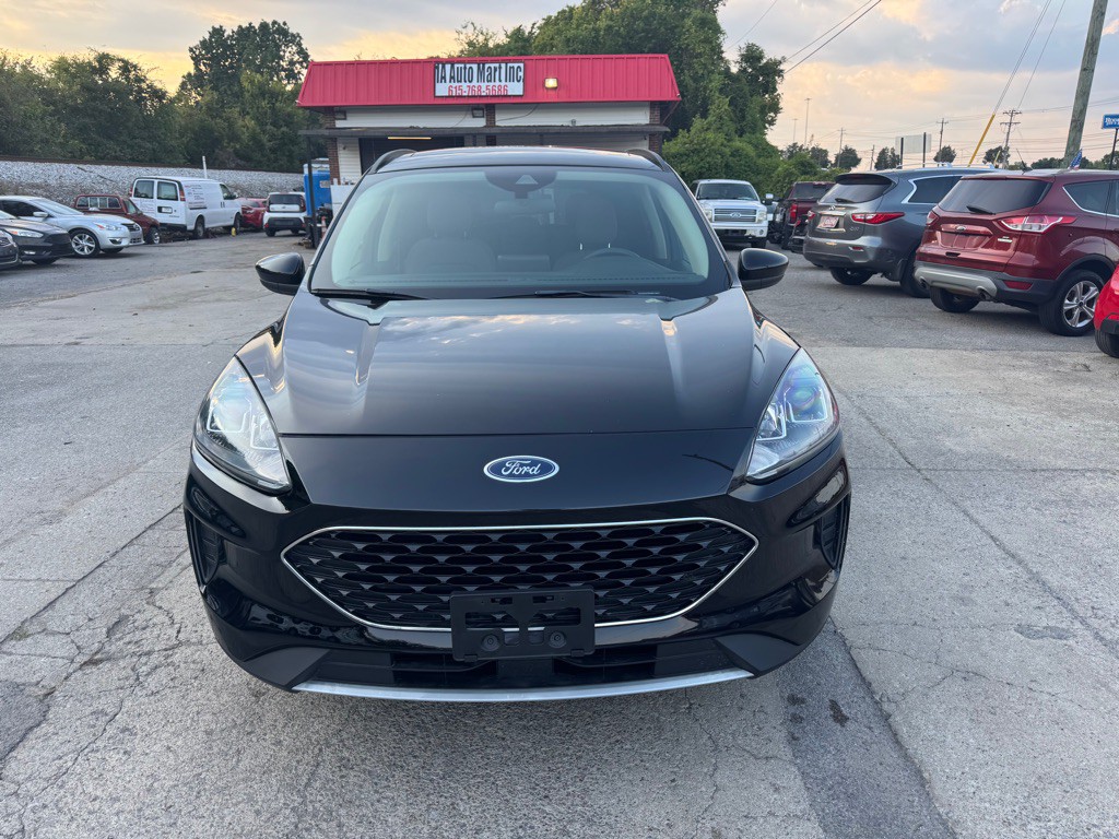 2020 Ford Escape Image 2