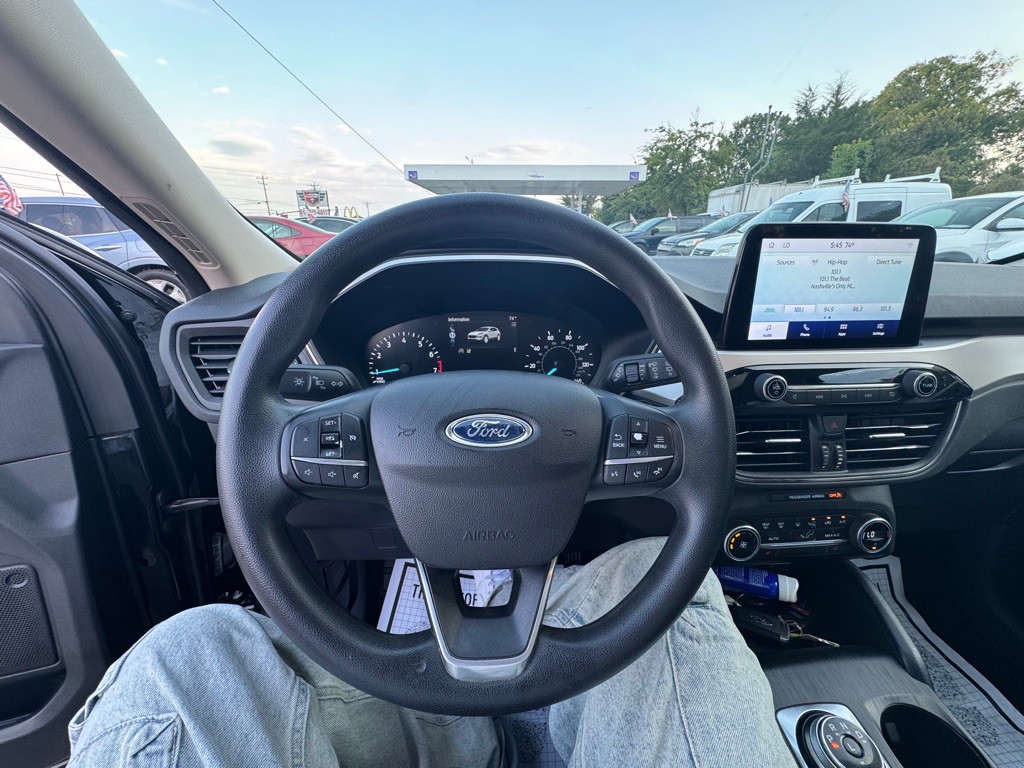 2020 Ford Escape Image 11