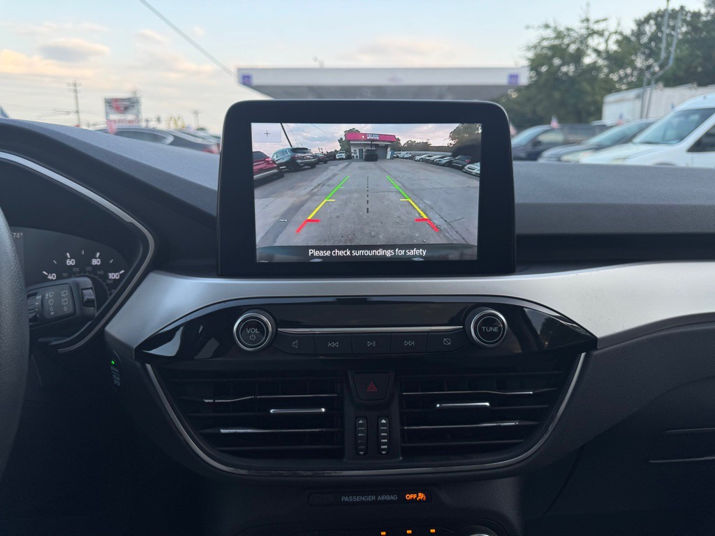 2020 Ford Escape Image 15