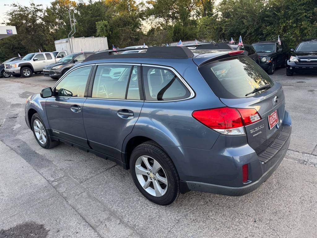 2014 Subaru Outback Image 7