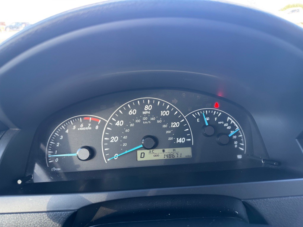 2013 Toyota Camry Image 12