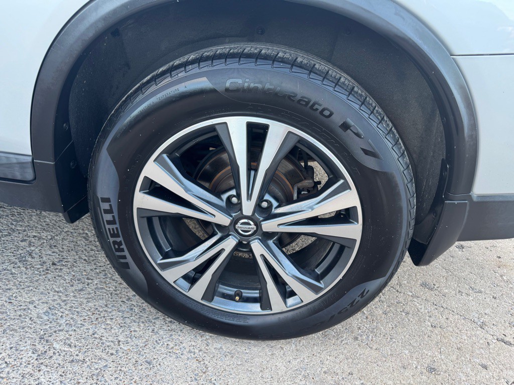 2017 Nissan Rogue Image 20