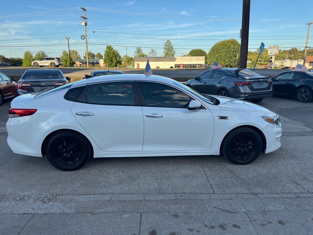 2016 Kia Optima Image 4