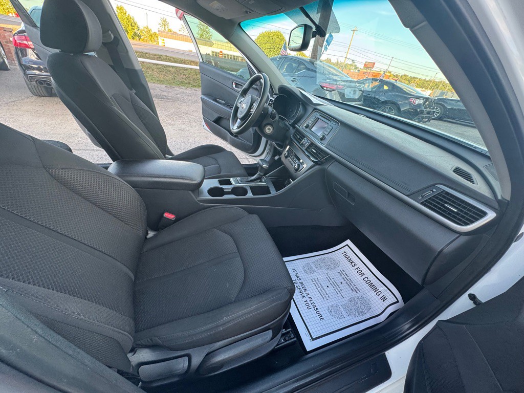 2016 Kia Optima Image 9
