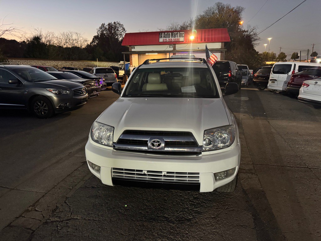 2005 Toyota 4Runner Image 2