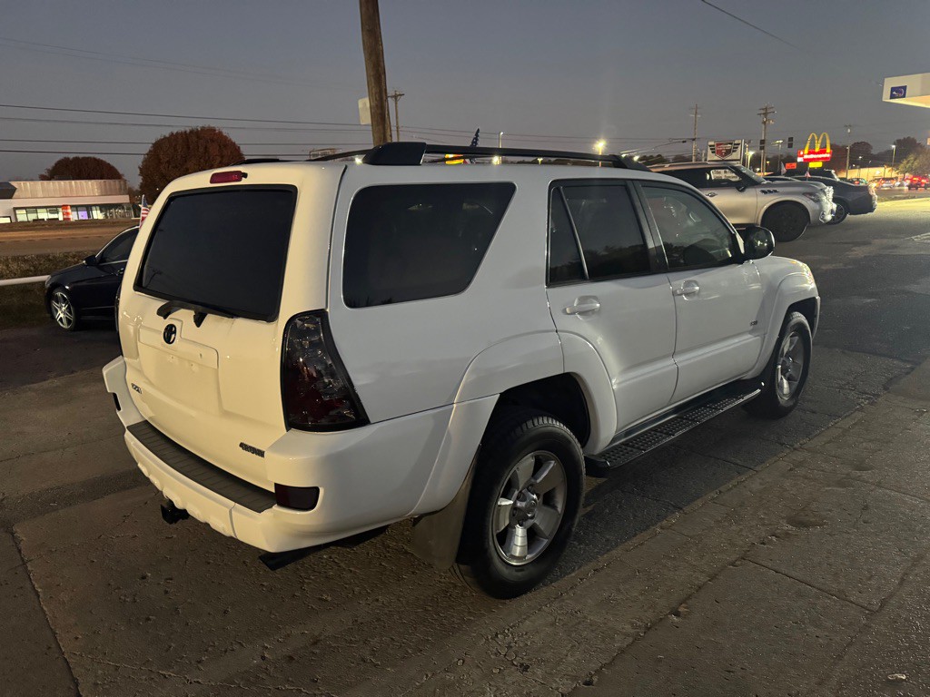 2005 Toyota 4Runner Image 5