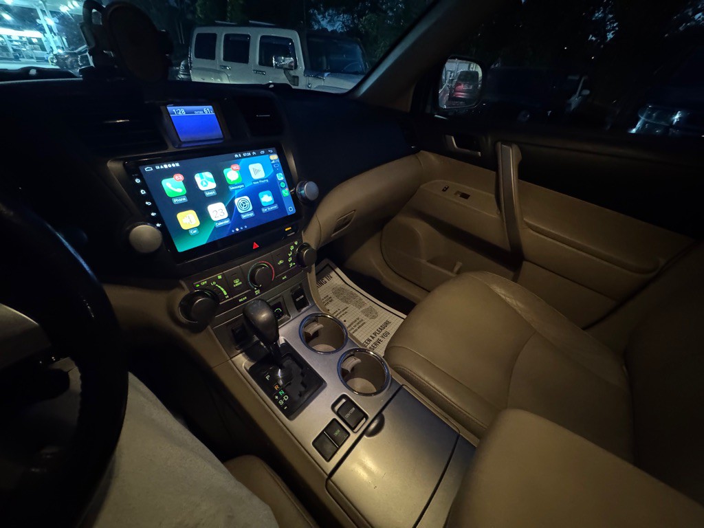 2012 Toyota Highlander Image 15